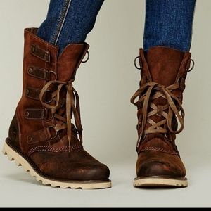 Sorel Dark Brown Scotia Lace Up Boots Size 7
